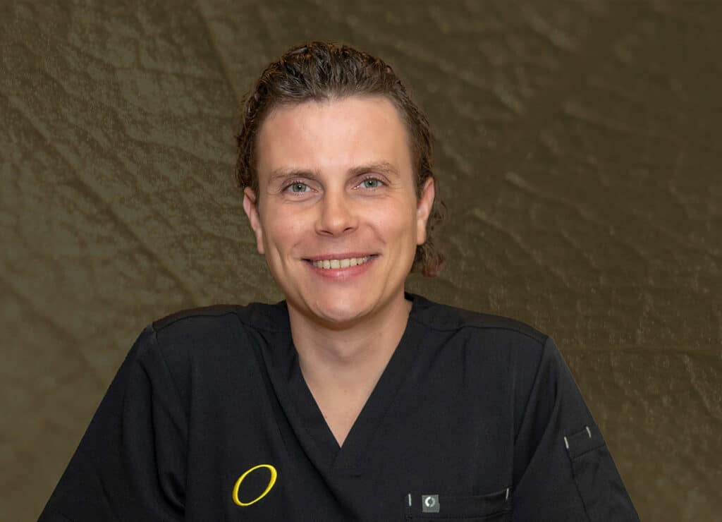 Robert-van-den-Broek-YOUClinic